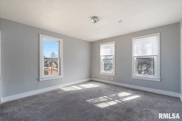 2947 13th Avenue, Rockisland, IL 61201