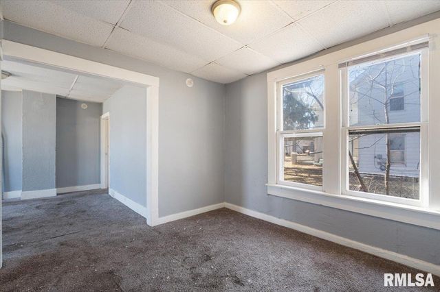 2947 13th Avenue, Rockisland, IL 61201