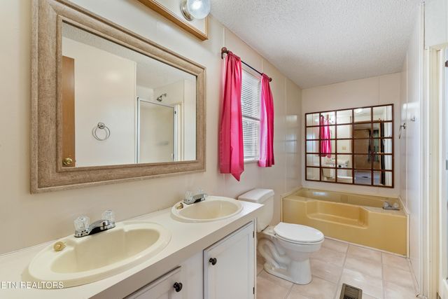 267 Glenlock Rd, Sweetwater, TN 37874