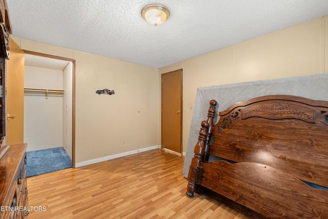 267 Glenlock Rd, Sweetwater, TN 37874