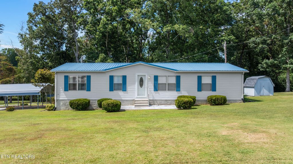 267 Glenlock Rd, Sweetwater, TN 37874