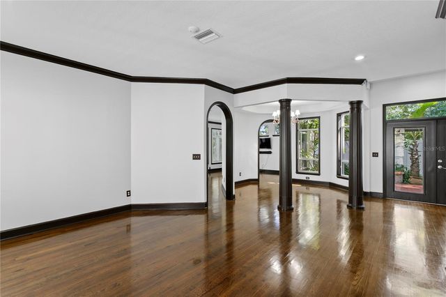 3821 W SANTIAGO STREET, Tampa, FL 33629