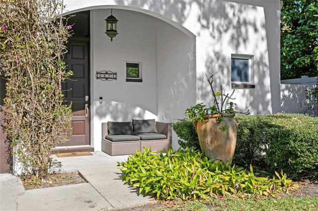 3821 W SANTIAGO STREET, Tampa, FL 33629