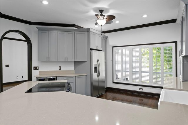 3821 W SANTIAGO STREET, Tampa, FL 33629