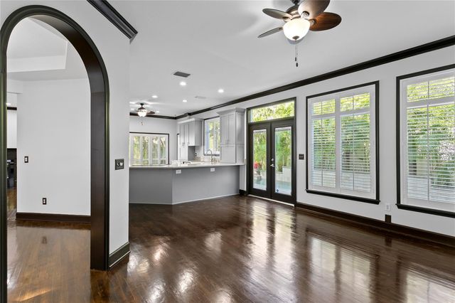 3821 W SANTIAGO STREET, Tampa, FL 33629