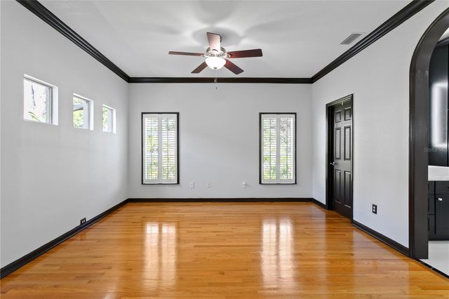 3821 W SANTIAGO STREET, Tampa, FL 33629