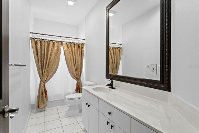 3821 W SANTIAGO STREET, Tampa, FL 33629