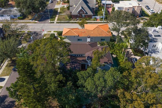 3821 W SANTIAGO STREET, Tampa, FL 33629