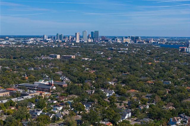 3821 W SANTIAGO STREET, Tampa, FL 33629