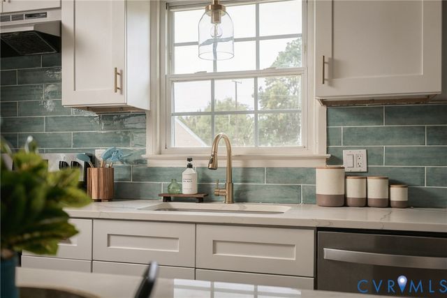306 Hoke Ave, Hopewell, VA 23860