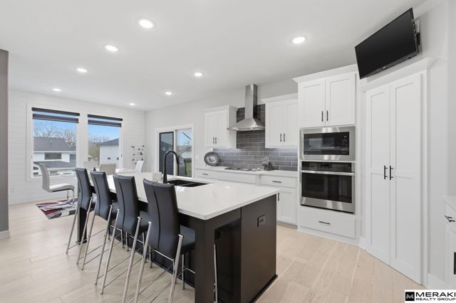 2730 N 182nd Avenue, Elkhorn, NE 68022