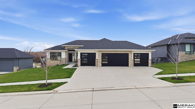 2730 N 182nd Avenue, Elkhorn, NE 68022