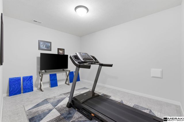 2730 N 182nd Avenue, Elkhorn, NE 68022