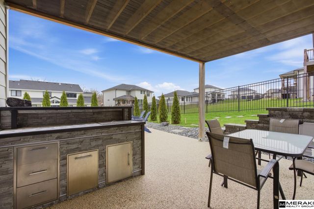 2730 N 182nd Avenue, Elkhorn, NE 68022