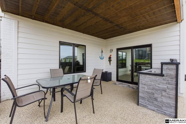 2730 N 182nd Avenue, Elkhorn, NE 68022