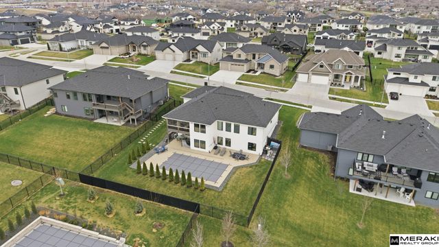 2730 N 182nd Avenue, Elkhorn, NE 68022