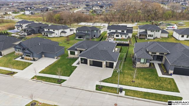 2730 N 182nd Avenue, Elkhorn, NE 68022