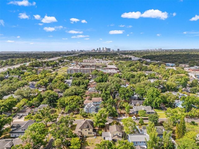 5202 N SEMINOLE AVENUE, Tampa, FL 33603