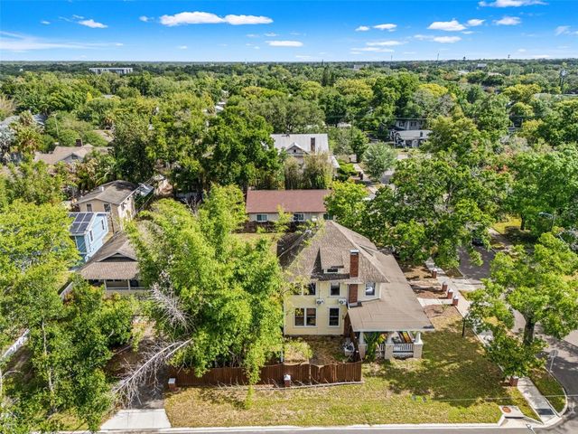 5202 N SEMINOLE AVENUE, Tampa, FL 33603