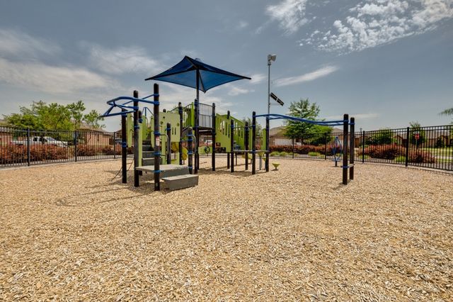 2619 Sunburst Drive, Glenn Heights, TX 75154