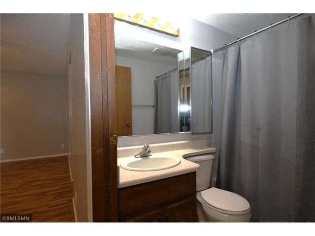 653 N 2nd Street, New Richmond, WI 54017