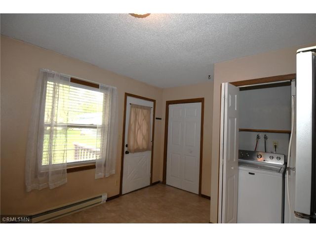 653 N 2nd Street, New Richmond, WI 54017