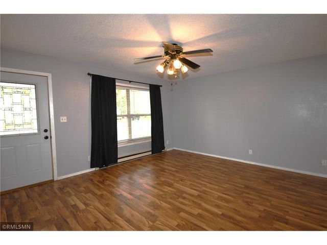 653 N 2nd Street, New Richmond, WI 54017