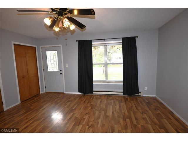 653 N 2nd Street, New Richmond, WI 54017