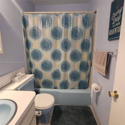 2170 NE 51st Ct A25, Fort Lauderdale, FL 33308