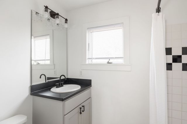 1028 9th Ave, N, Nashville, TN 37208