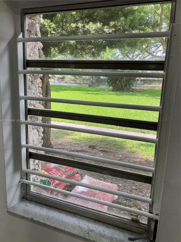 8305 SW 72nd Ave 109A, Miami, FL 33143