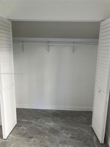 8305 SW 72nd Ave 109A, Miami, FL 33143