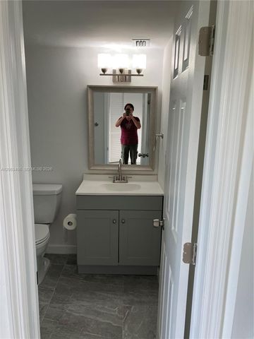 8305 SW 72nd Ave 109A, Miami, FL 33143