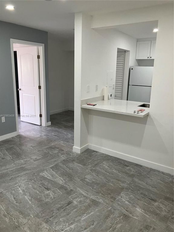 8305 SW 72nd Ave 109A, Miami, FL 33143