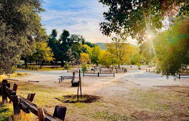 29433 Cacti Dr, Campo, CA 91906