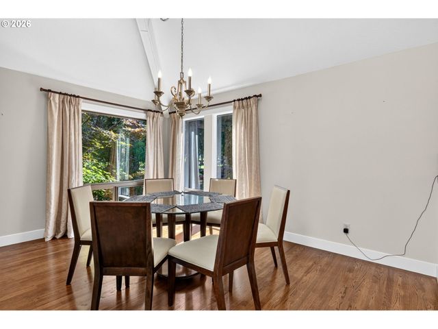 770 Ne 31ST Pl, Canby, OR 97013