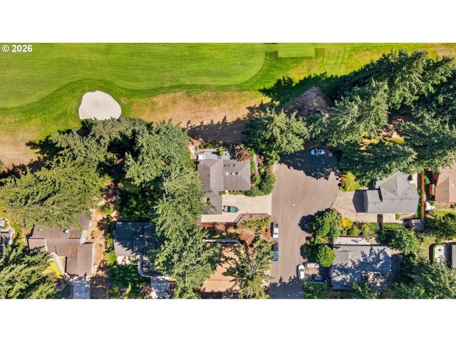 770 Ne 31ST Pl, Canby, OR 97013