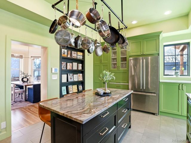 935 Monaco Parkway, Denver, CO 80220