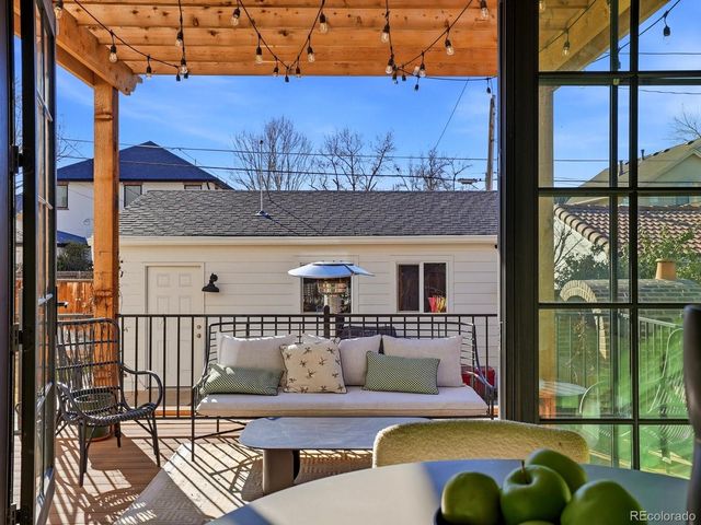 935 Monaco Parkway, Denver, CO 80220