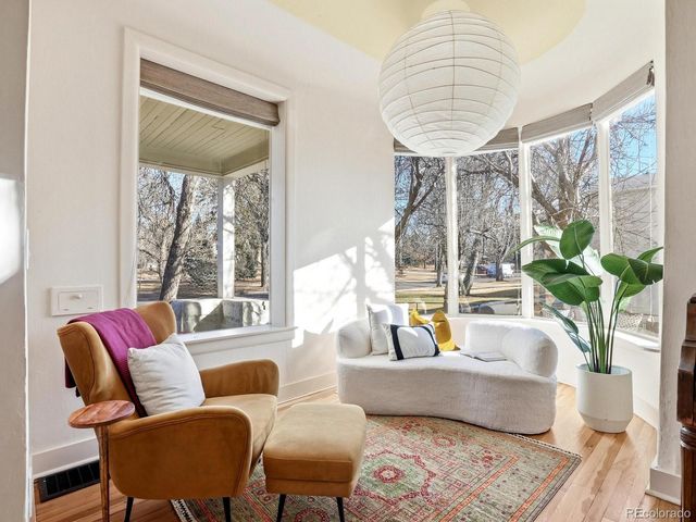 935 Monaco Parkway, Denver, CO 80220