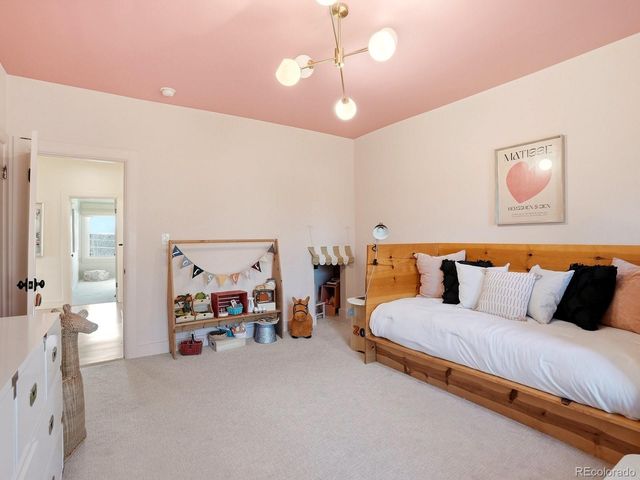 935 Monaco Parkway, Denver, CO 80220