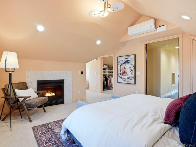 935 Monaco Parkway, Denver, CO 80220