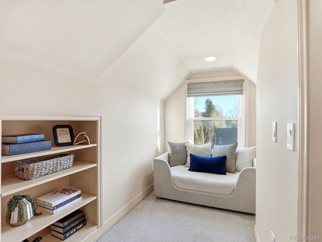 935 Monaco Parkway, Denver, CO 80220