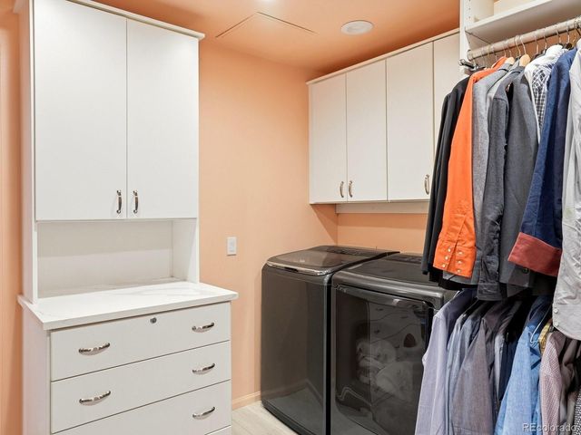 935 Monaco Parkway, Denver, CO 80220