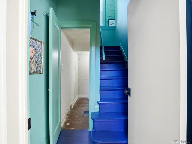 935 Monaco Parkway, Denver, CO 80220