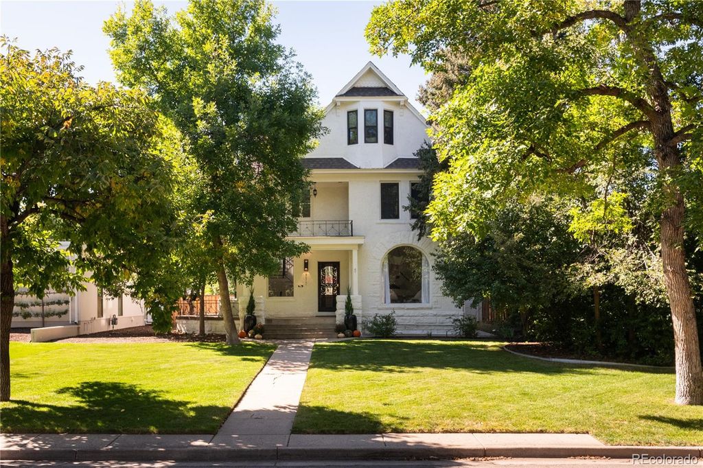 935 Monaco Parkway, Denver, CO 80220