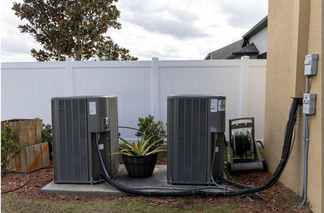 1216 OLD WINDSOR WAY, Spring Hill, FL 34609