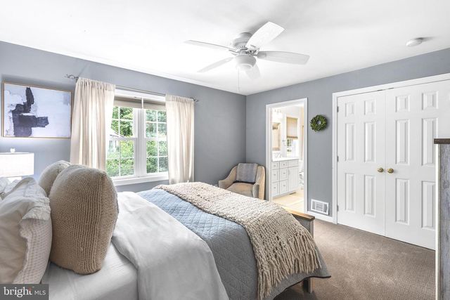 661 OLD EAGLE SCHOOL RD, Wayne, PA 19087