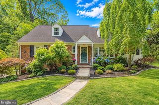 661 OLD EAGLE SCHOOL RD, Wayne, PA 19087