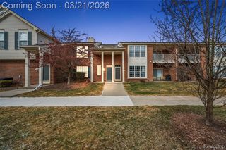 43935 Rushcliffe Drive, Sterling Heights, MI 48313